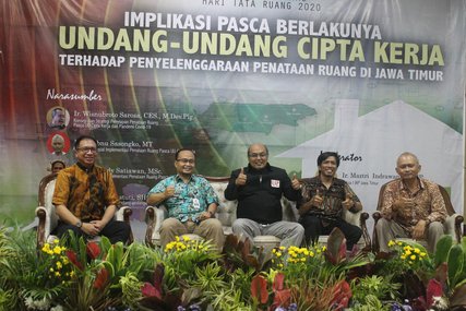 SEMARAK MEMPERINGATI HARI TATA RUANG 2020 BERSAMA IAP MEMBAHAS UU CIPTA KERJA / OMNIBUS LAW